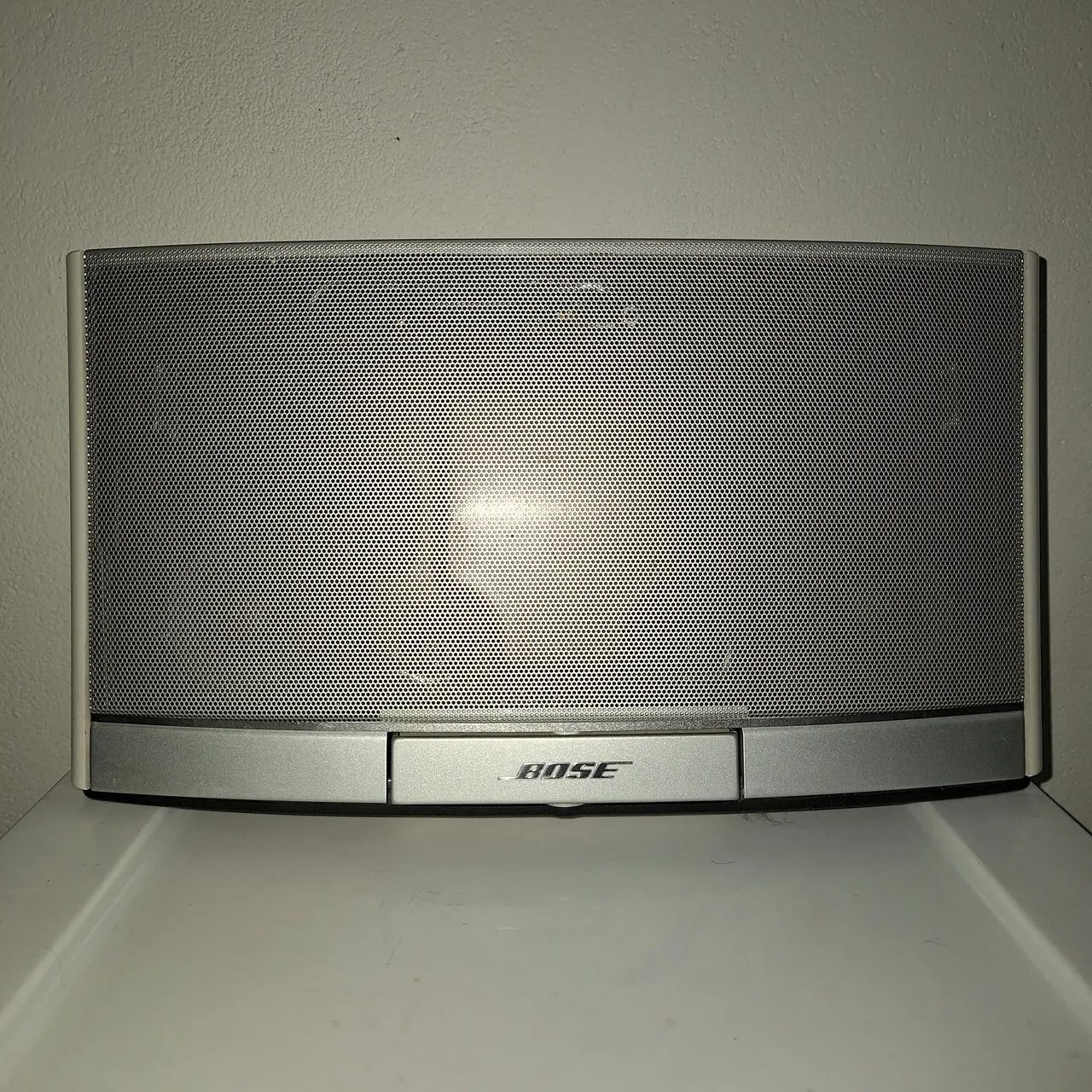 Kit Audiófilo: Caixa de Som Bose SoundDock + iPod Classic 80GB (Carrega no Dock) - Foto 2