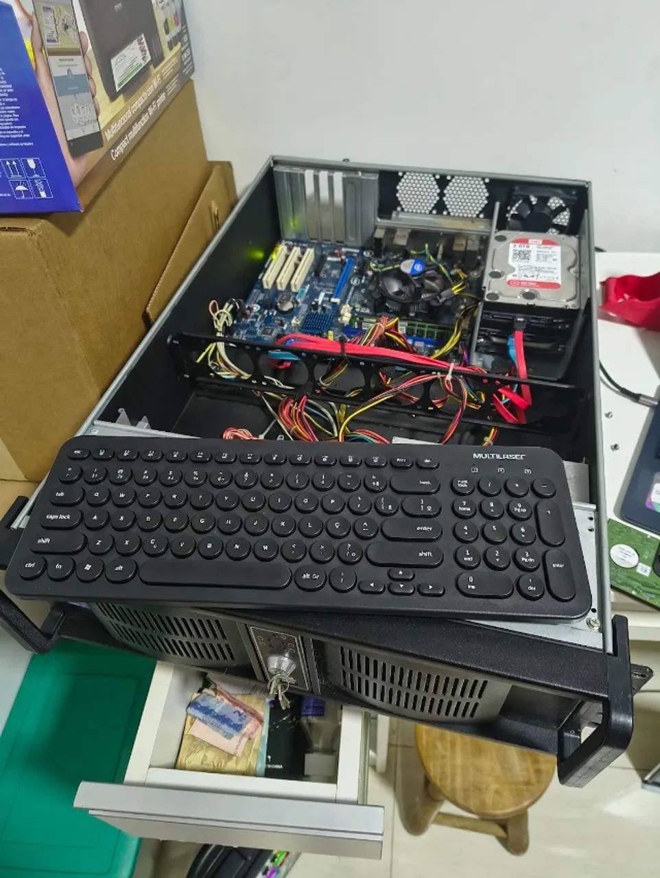 Servidor Nilko i7 8GB RAM 4TB HD - Foto 4