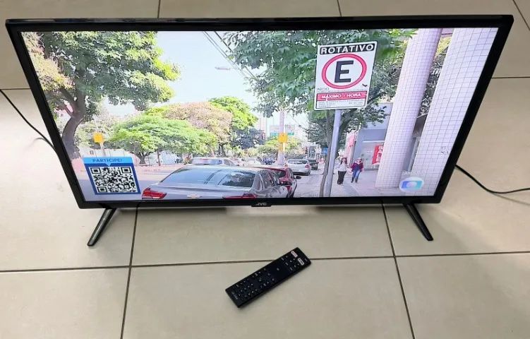 Não Troco! Não Abaixo Valor!Smart TV JVC LT-32MB208 - 32? HD Android Tela: 32 polegadas - Foto 2