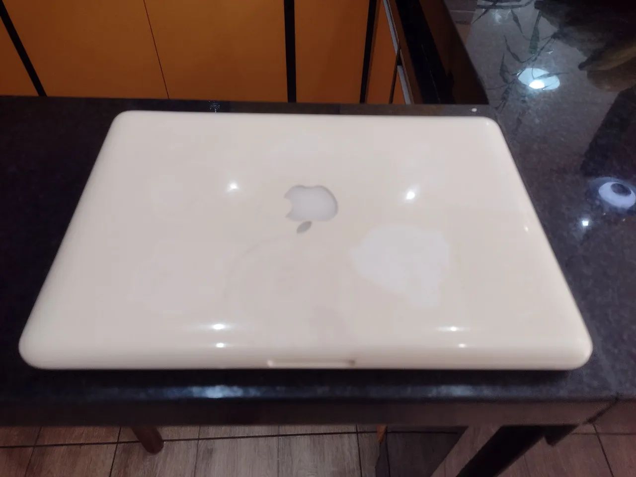 Mac White 2009 para conserto ou peças 
