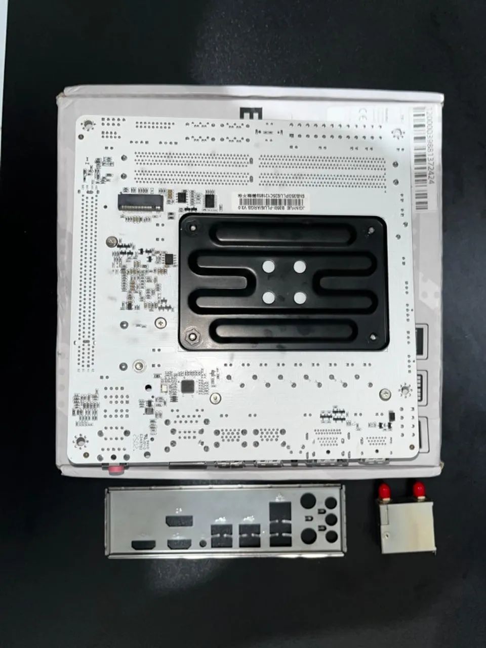 Placa-mãe Mini ITX JGINYUE B350i AM4 DDR4 - Foto 4