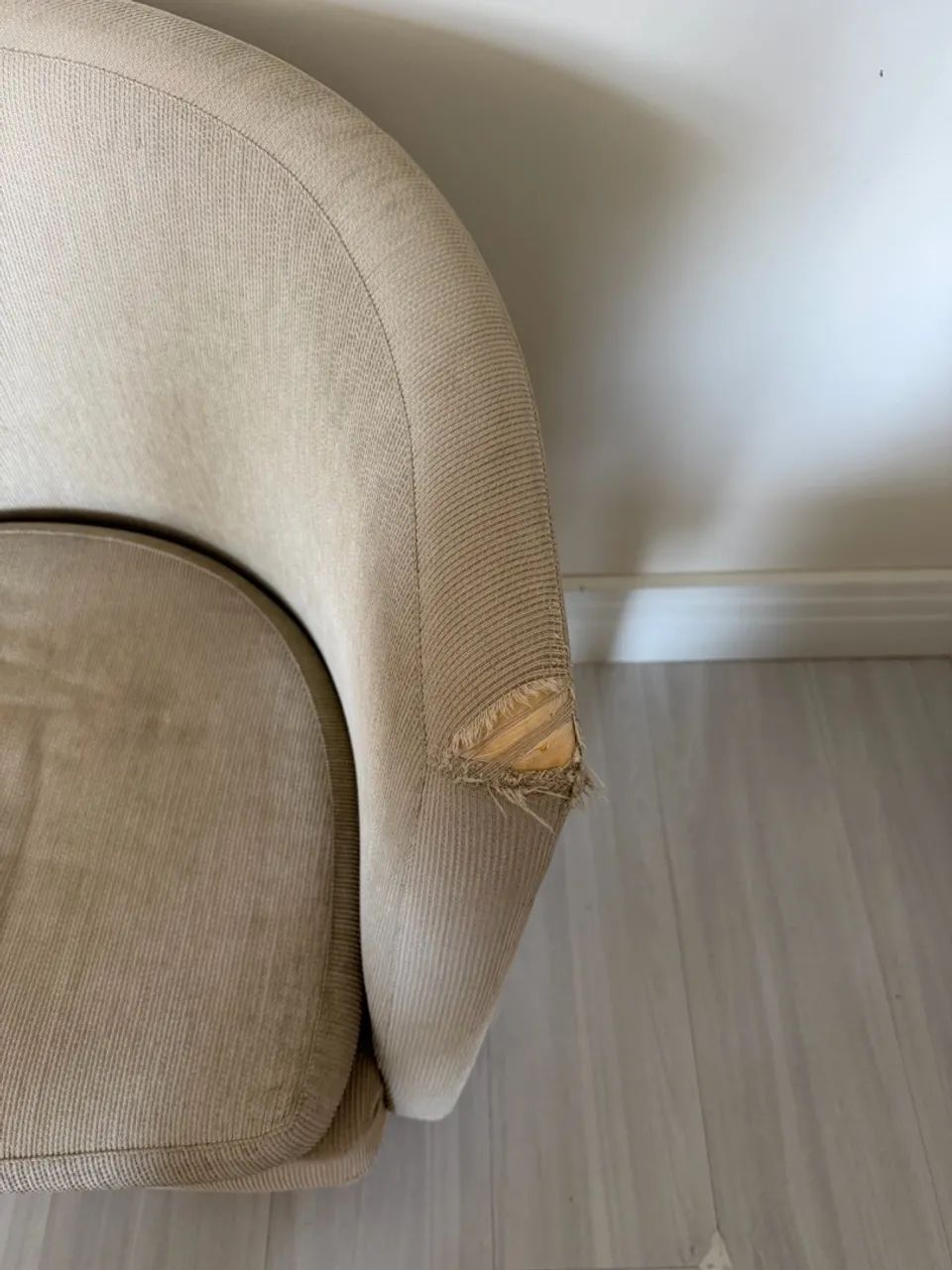 Poltrona em Suede - Foto 4