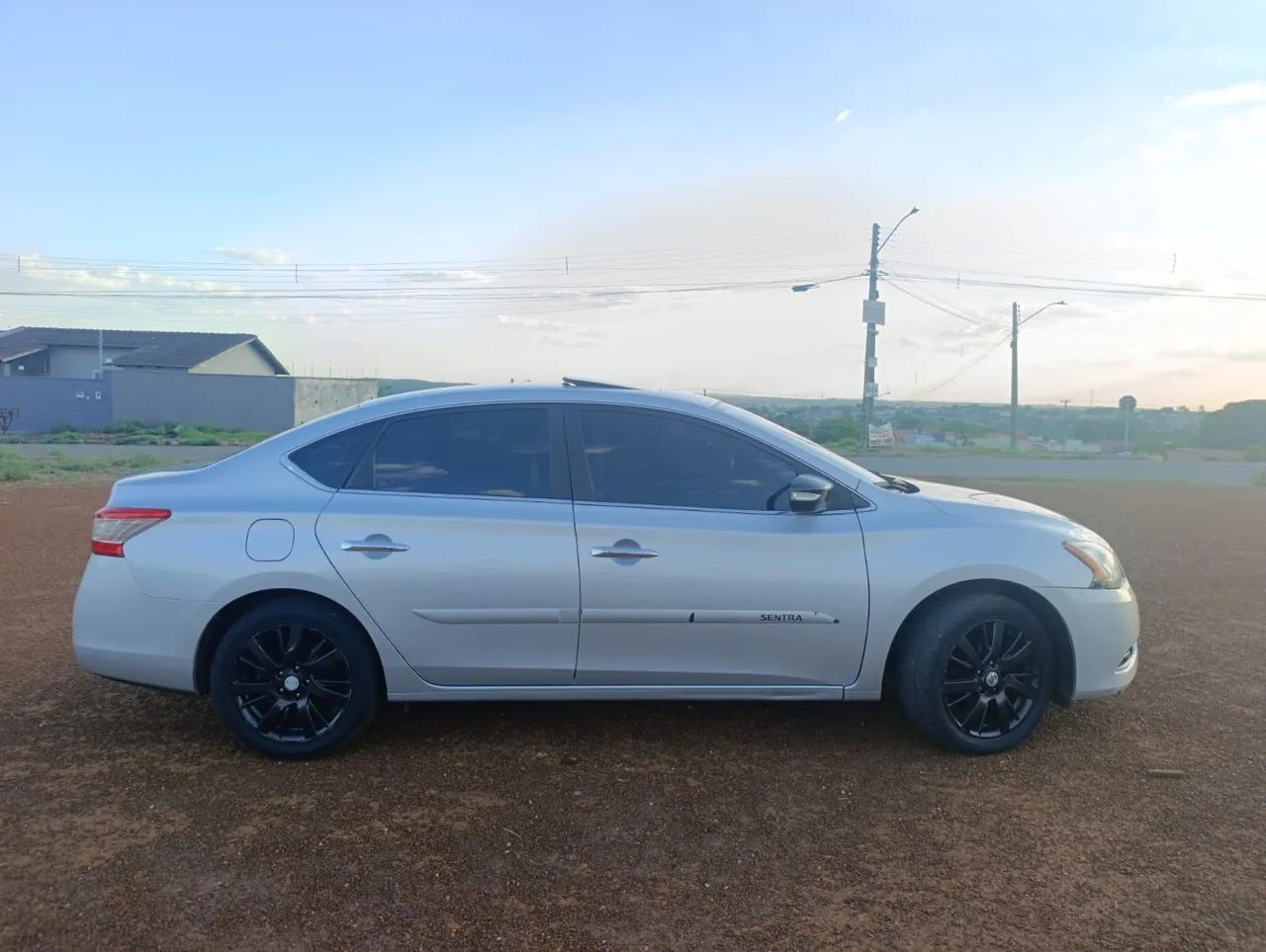 Nissan Sentra 2.0/ 2.0 FLEX FUEL 16V AUT. 2014