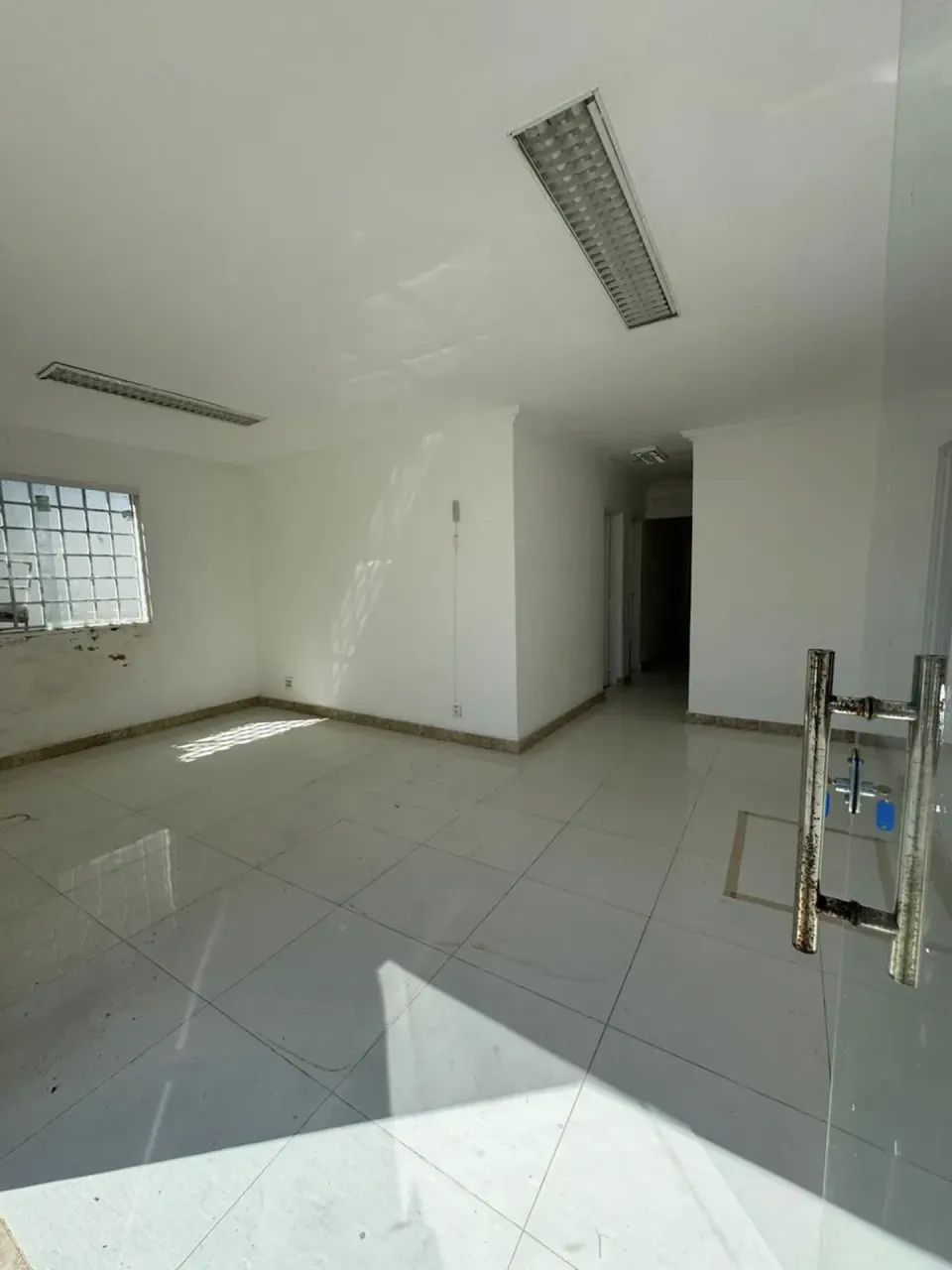 Ponto Comercial no Edson Queiroz | 5 Quartos, 4 Banheiros e 4 Vagas de Garagem