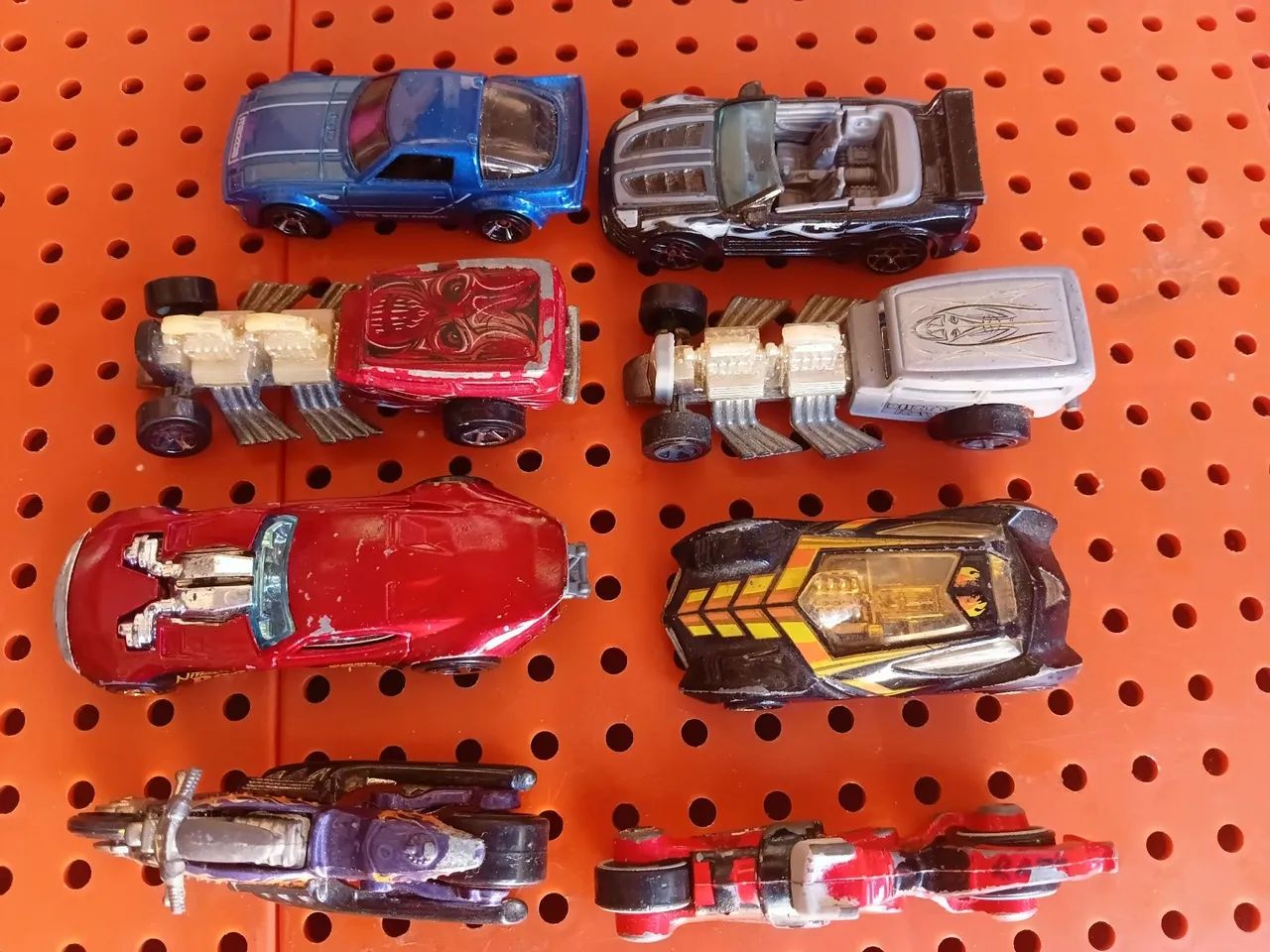 8 hotwheels para restauro  - Foto 2