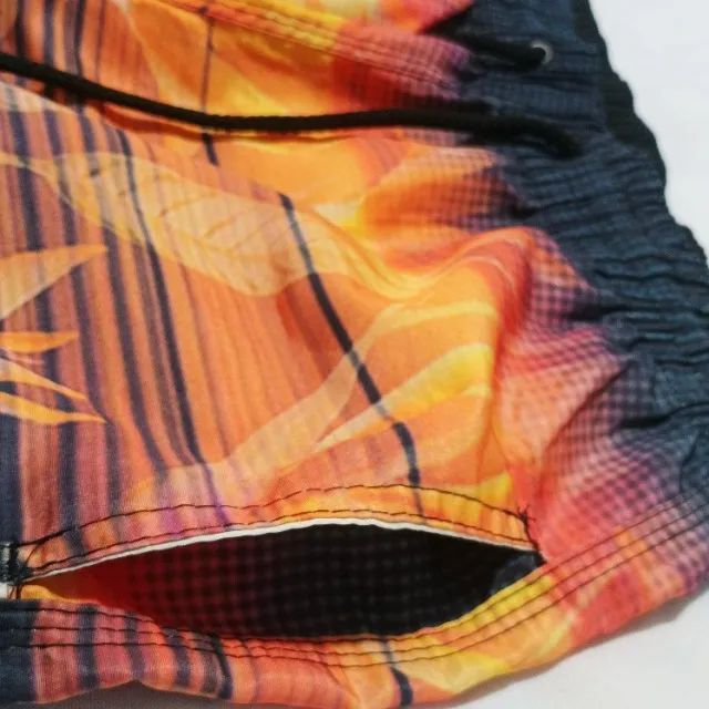Shorts Praia Preto e Laranja - Foto 3
