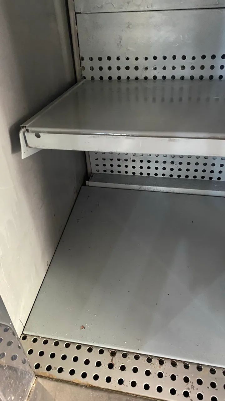 EXPOSITOR DE FRIOS E LATICÍNIOS INOX DUAS PORTAS.   - Foto 4