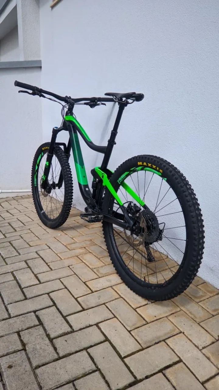 Bicicleta Giant Trance 1.5 LTD 2017 - Foto 2