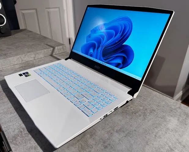 Notebook MSI GAMER  - Foto 3
