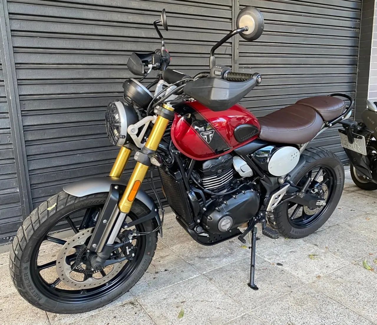 Triumph Scrambler 400 X 400 cc  - Foto 2