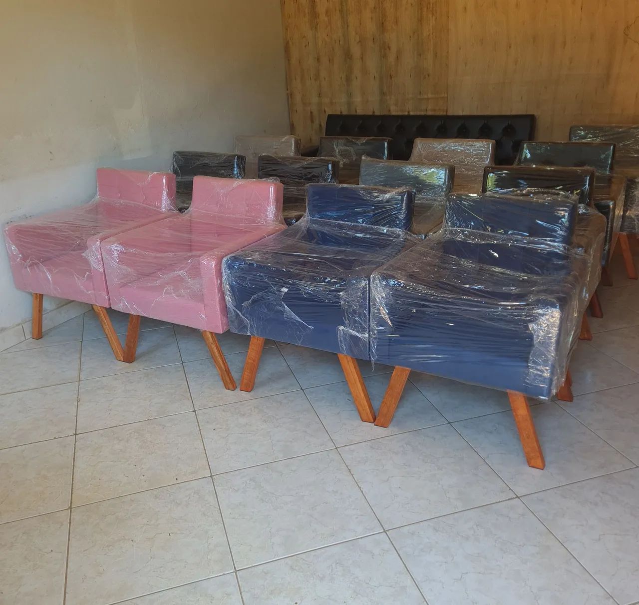 Poltrona disponível pronta entrega  - Foto 2