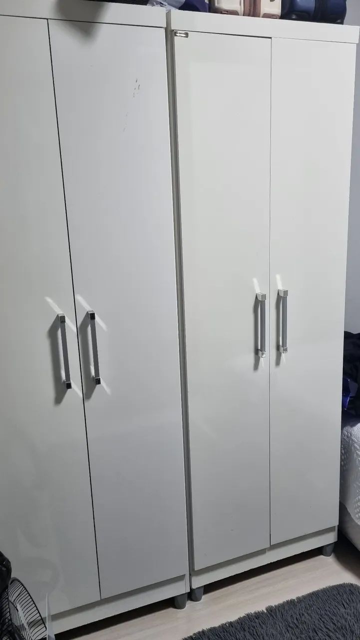 2 Armários Multiuso - 150,00 cada.