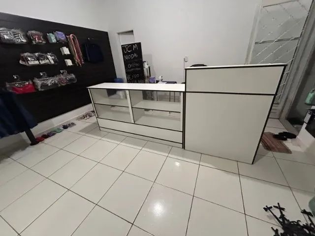 KIT LOJA BALCÃO CAIXA/ EXPOSITOR VITRINE/ ILHA CENTRAL MDF NOVO  - Foto 2