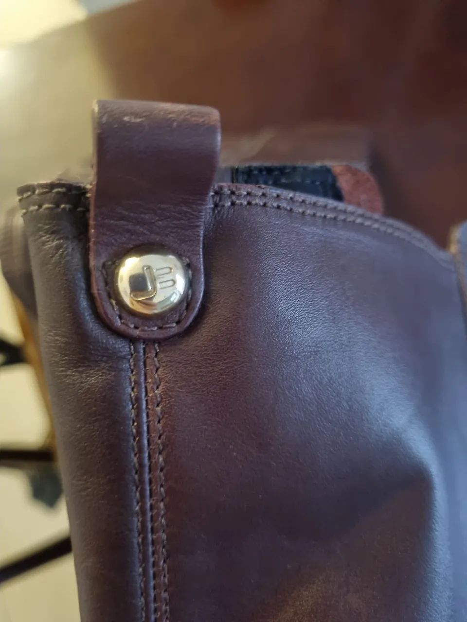 Bota de couro Jorge Bischoff Cano Alto 