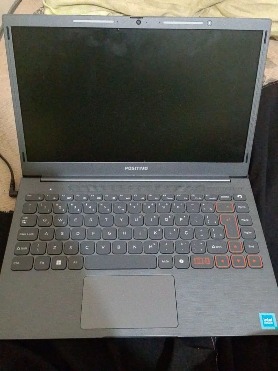 Vendo um notebook  750 
