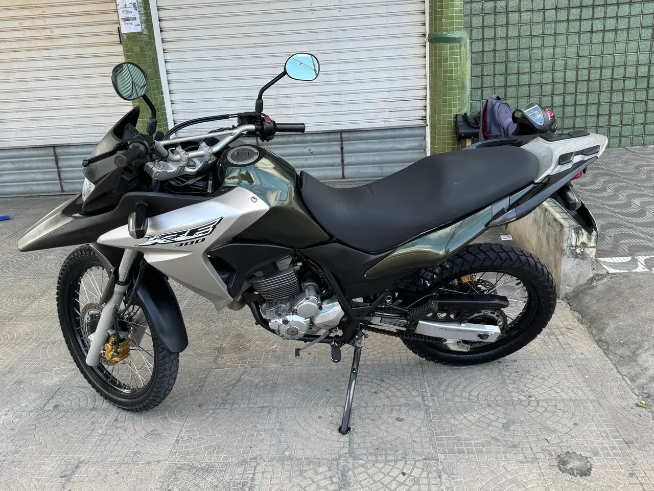 Vendo Xre 300 2018 