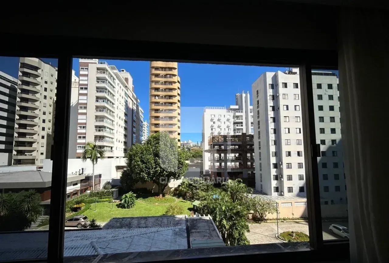 Apartamento de 3 quartos com 144m² à venda no Centro de Florianópolis. - Foto 4