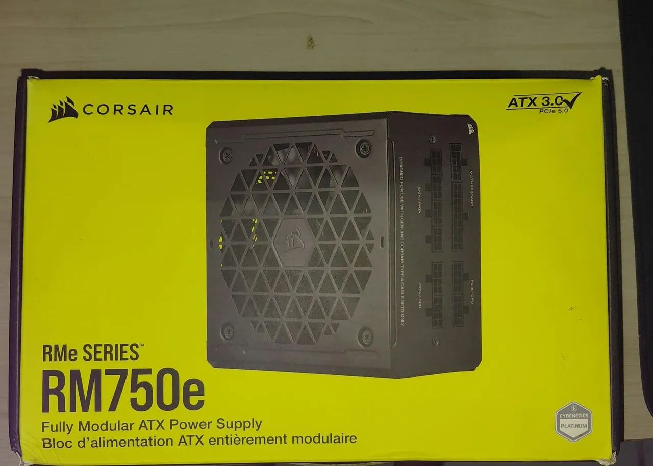 Fonte Corsair para computador desktop