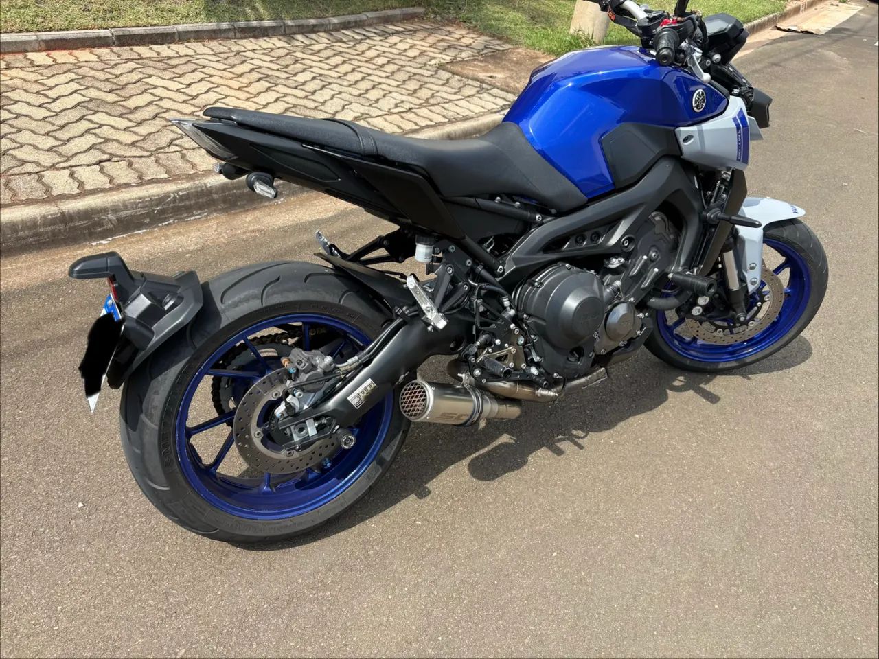 YAMAHA MT 09  - Foto 5