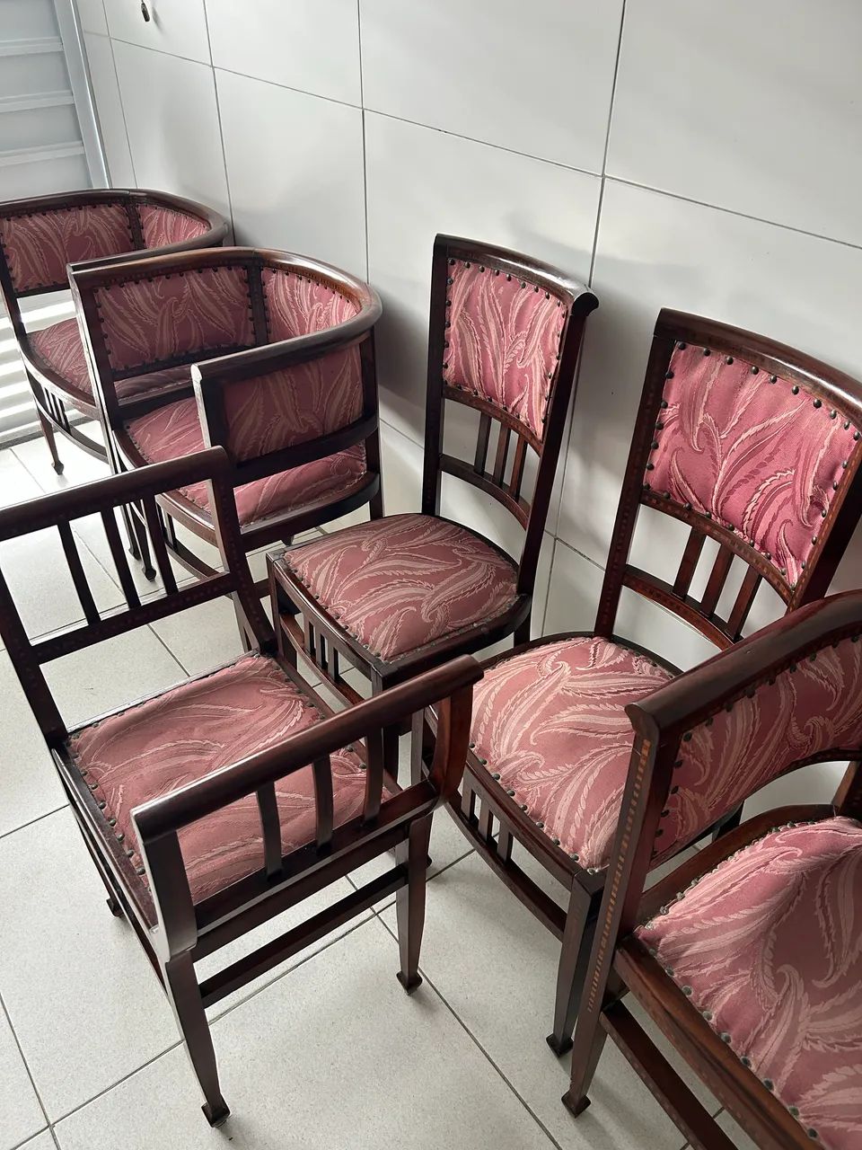 Conjunto de poltronas meia lua em madeira nobre - Foto 3