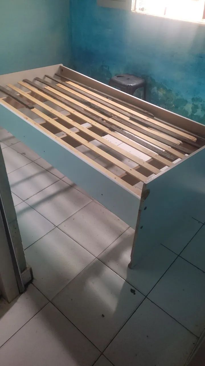 Vende-se bicama de solteiro com 2 gavetas  - Foto 2