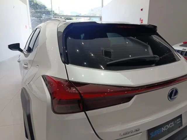 Lexus UX-250h Dynamic 2.0 16V Aut.(hybrid), foto 6 de 20