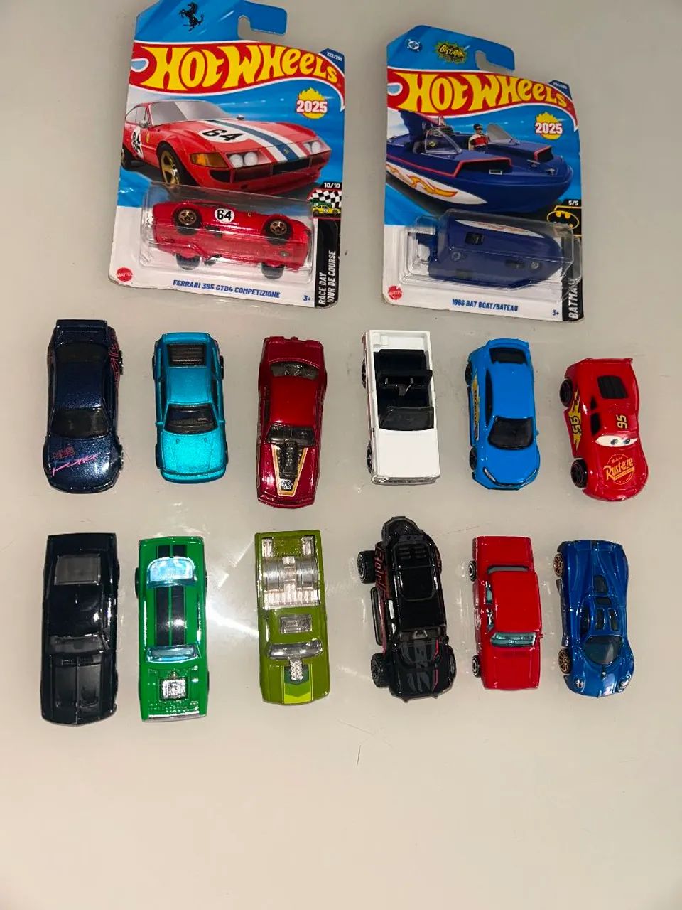 COLEÇÃO DE HOT WHEELS 
