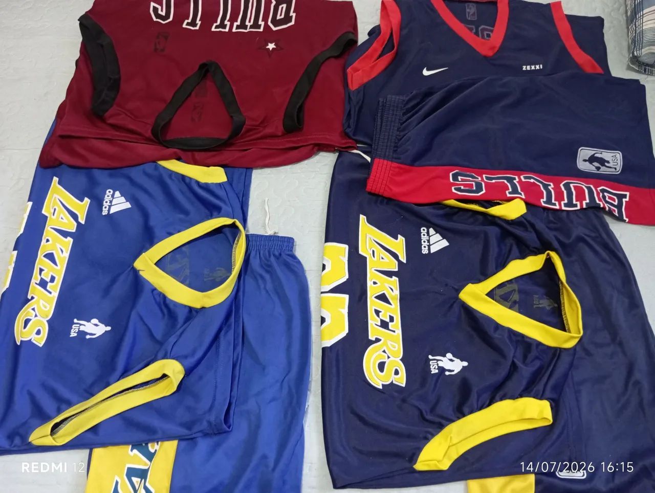 OS 4 KIT UNIFORMES DE BASQUETE POR 100