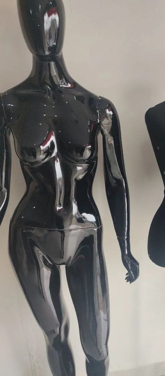2 manequins de fibra - Foto 2