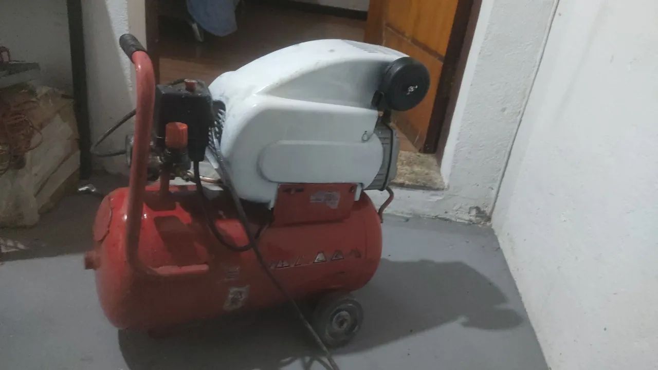 Compressor a ar 21 litros  - Foto 2