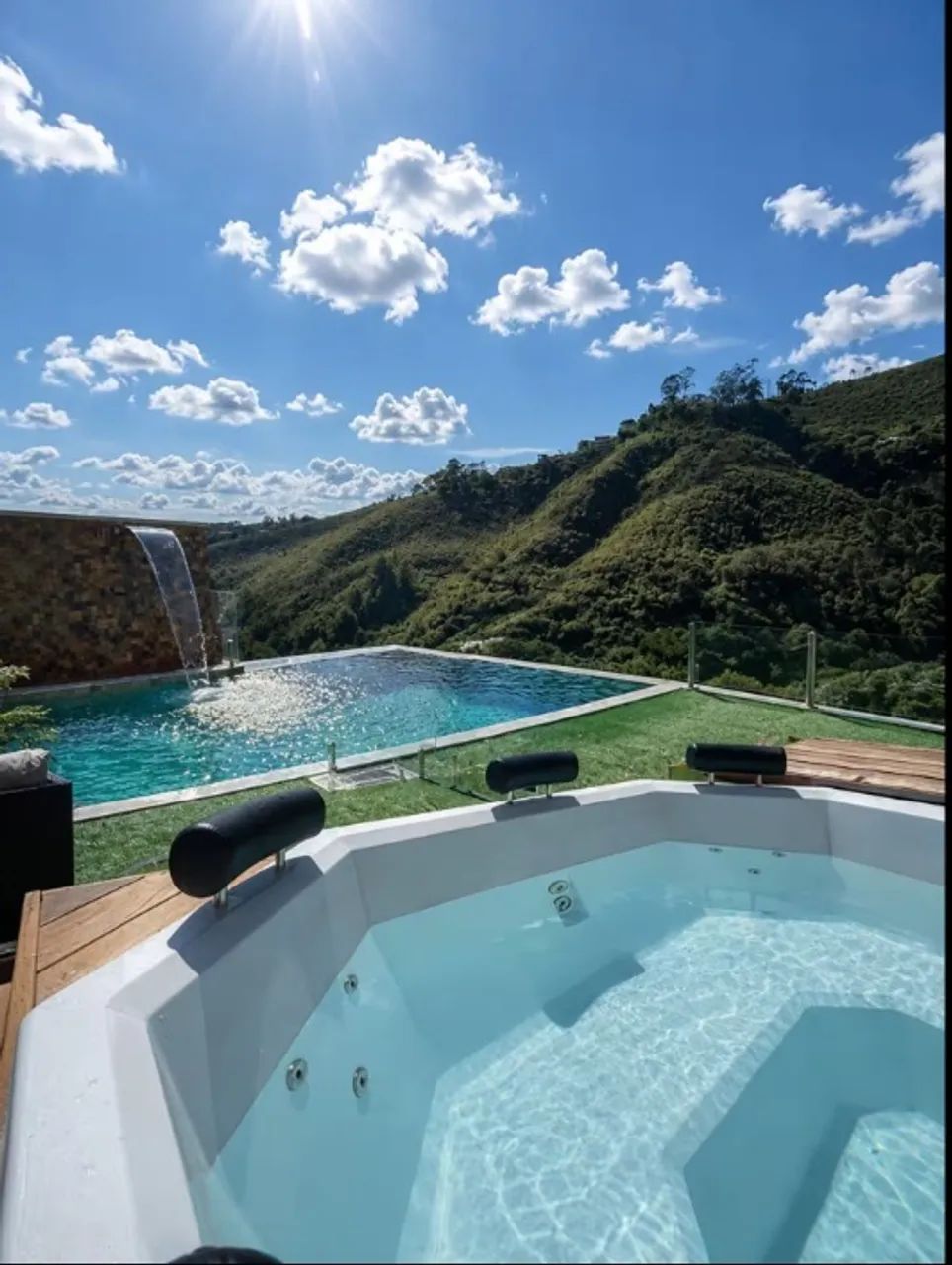 ALUGO  LINDA CASA  EM MAIRIPORÃ
