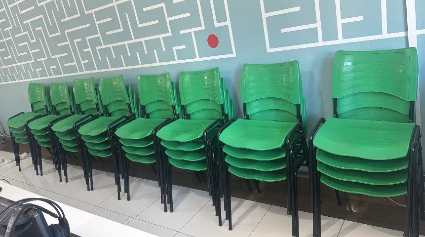 Cadeiras de Polipropileno Verde 