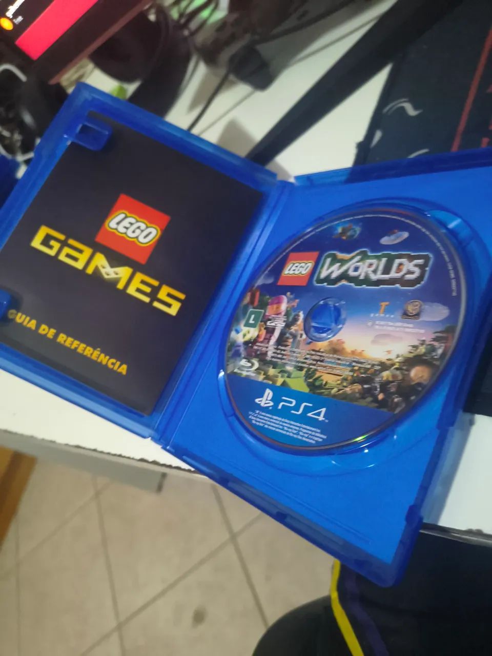 LEGO WORLDS - PS4 - Foto 3