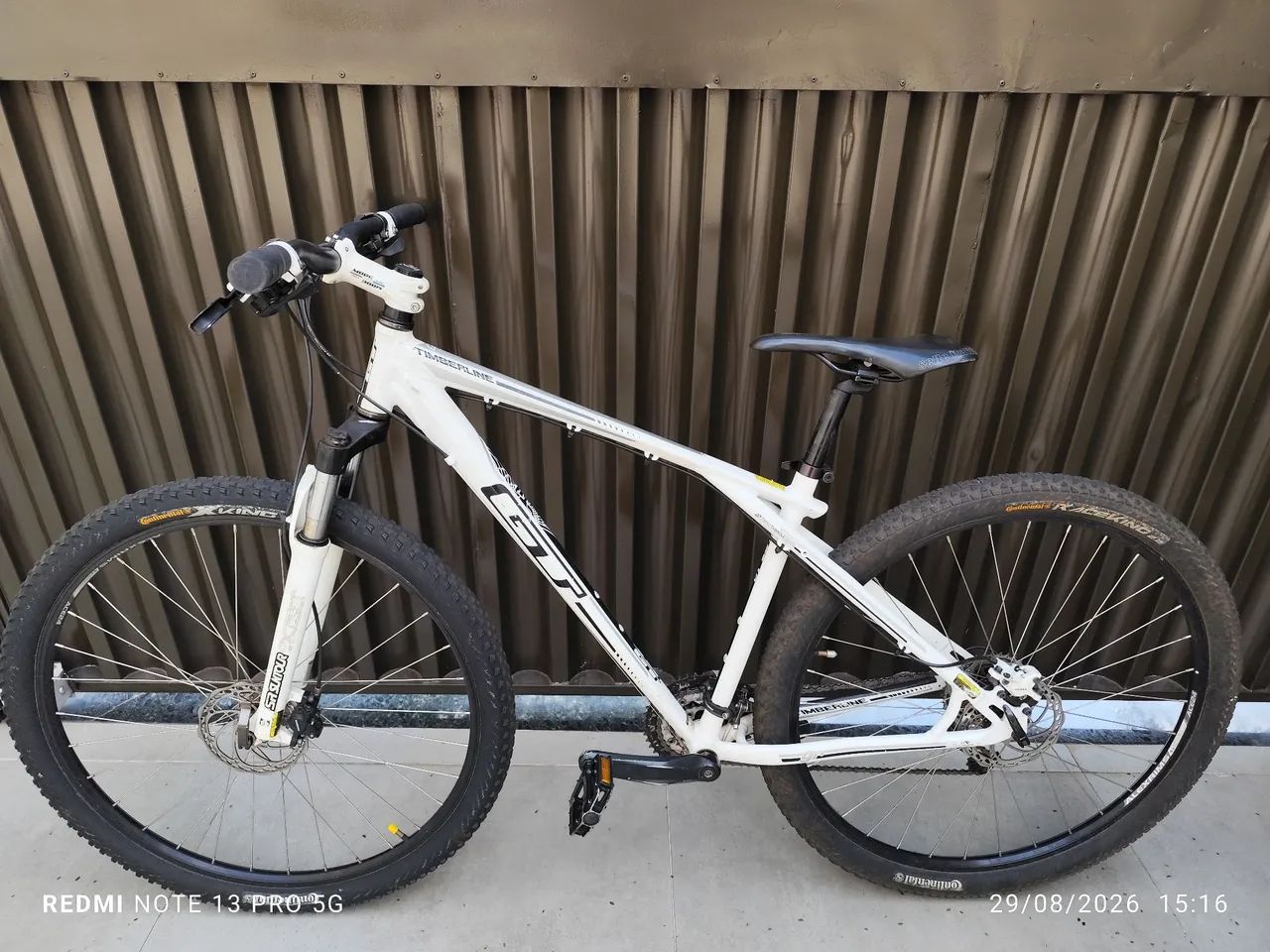 Gt avalanche aro 29 toda deore 
