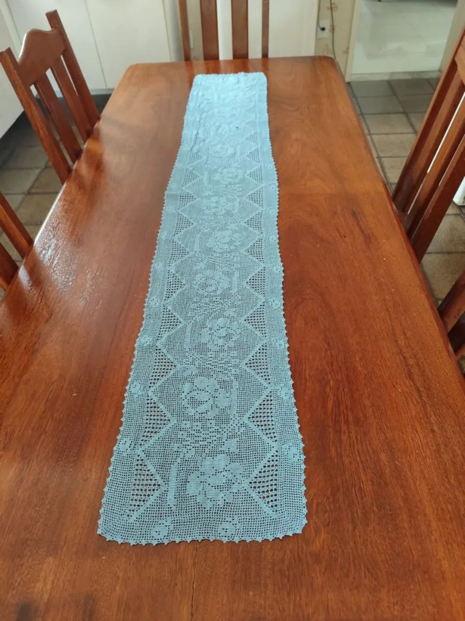 Caminho de mesa de  crochê filet  - Foto 3