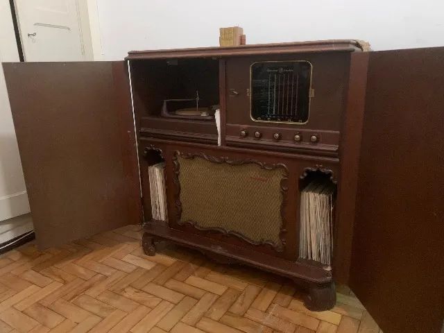 Móvel vitrola e rádio  - Foto 2