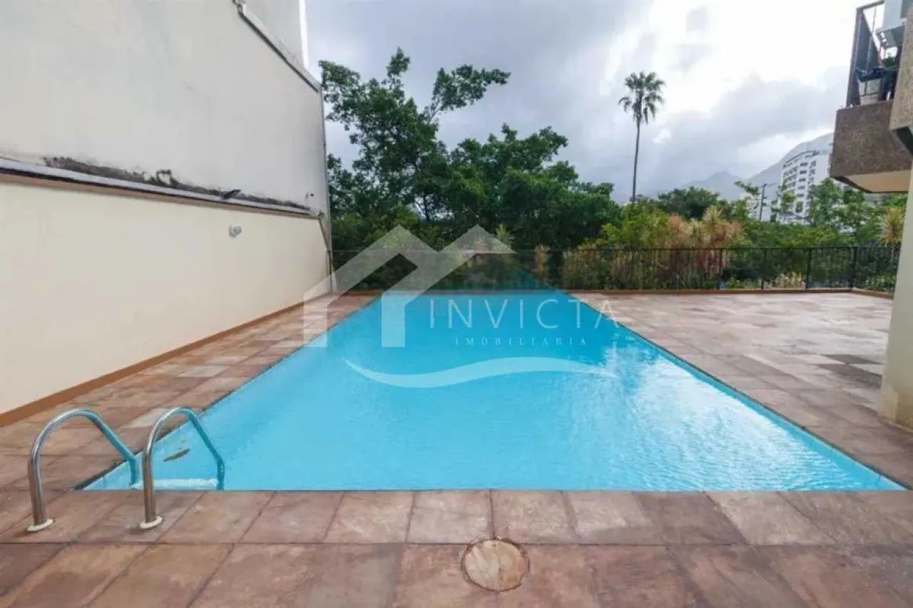 EXCEPCIONAL QUARTO/SALA COM DEPENDÊNCIA E VAGA - Foto 2
