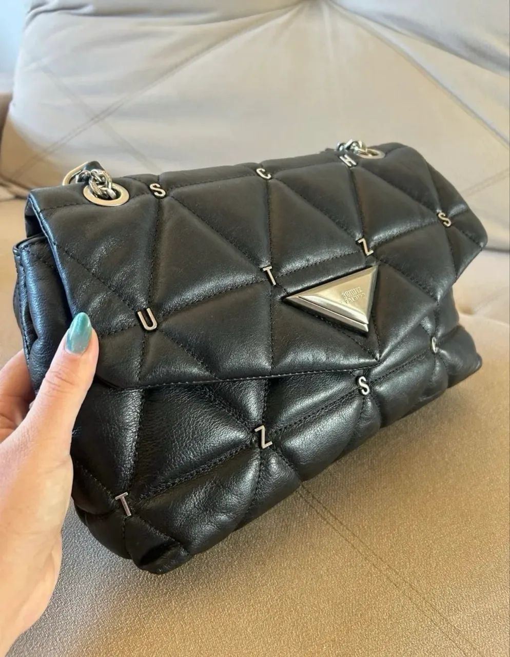 Bolsa Schutz 944