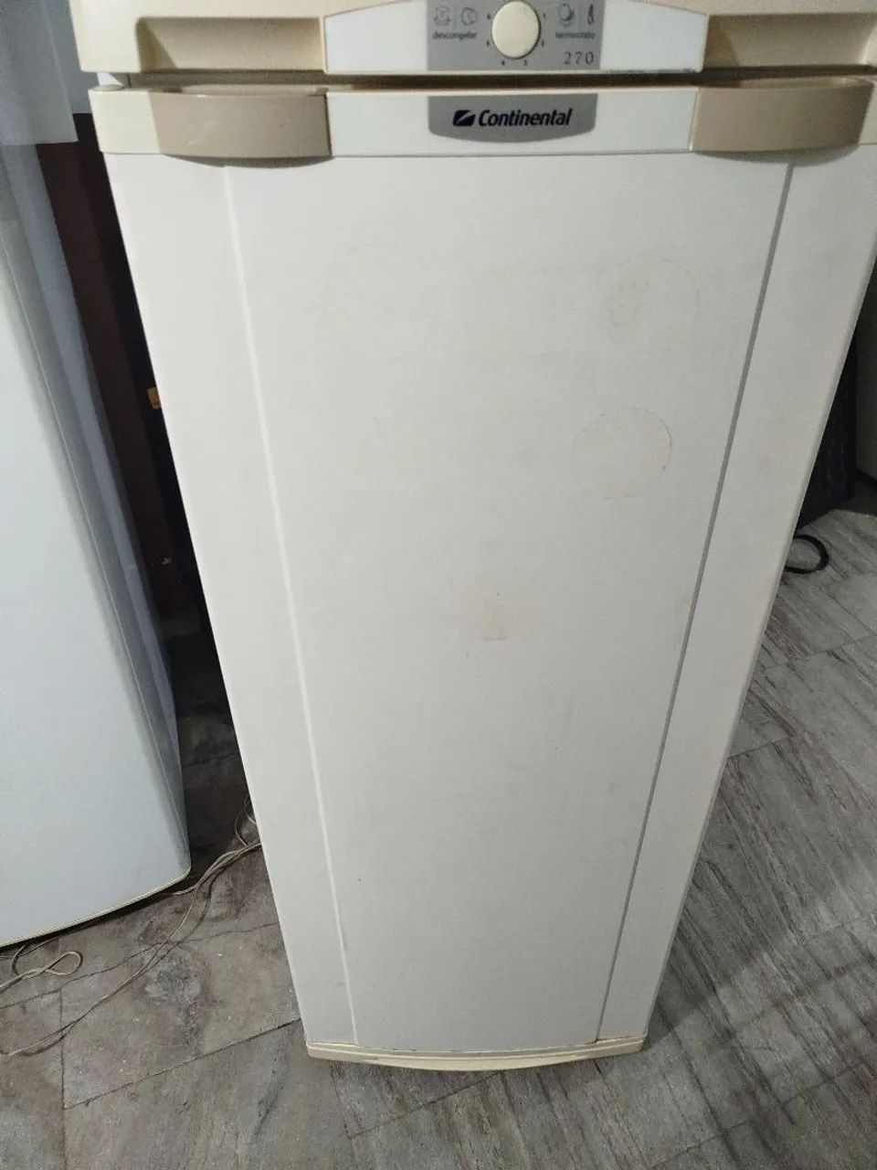 Geladeira continental 