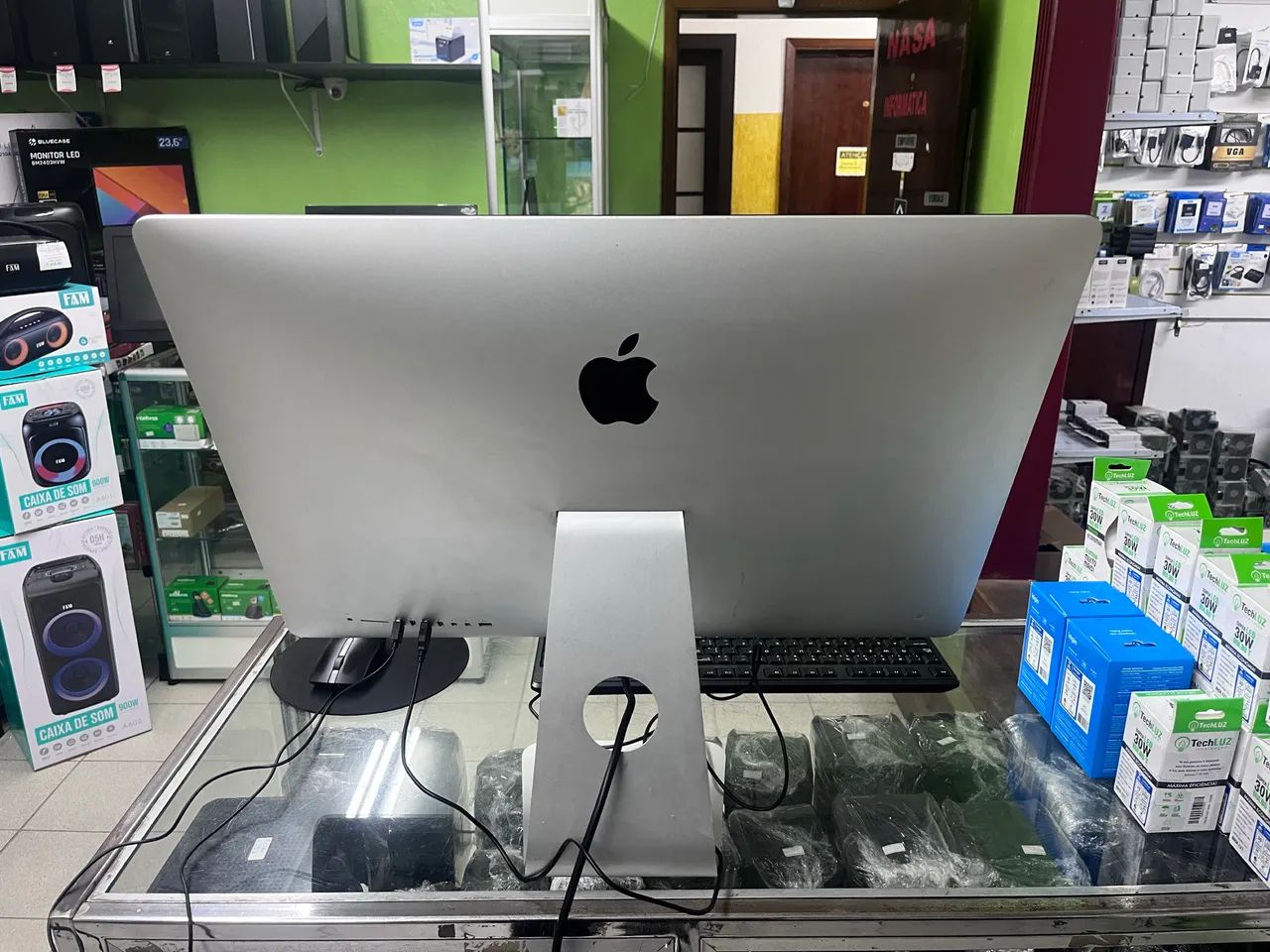 Computador apple Imac tela de  27 polegadas otimo estado sem detalhe  - Foto 3