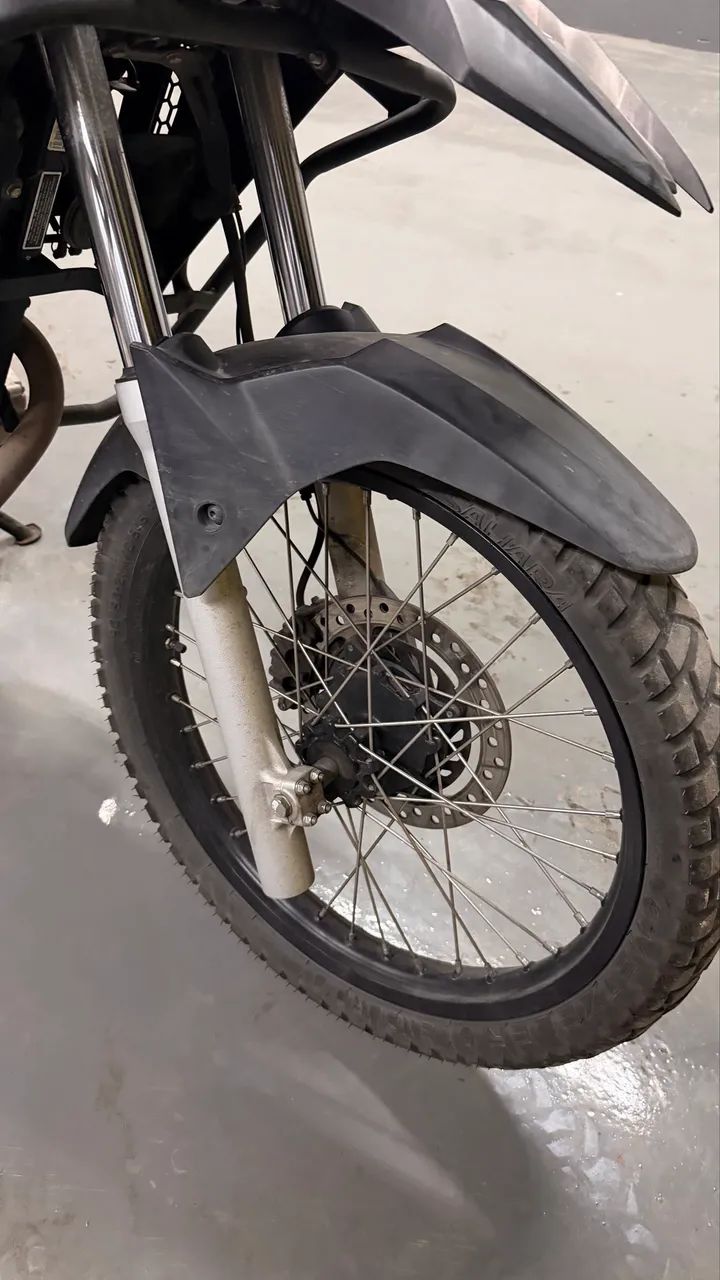 XRE 300 
