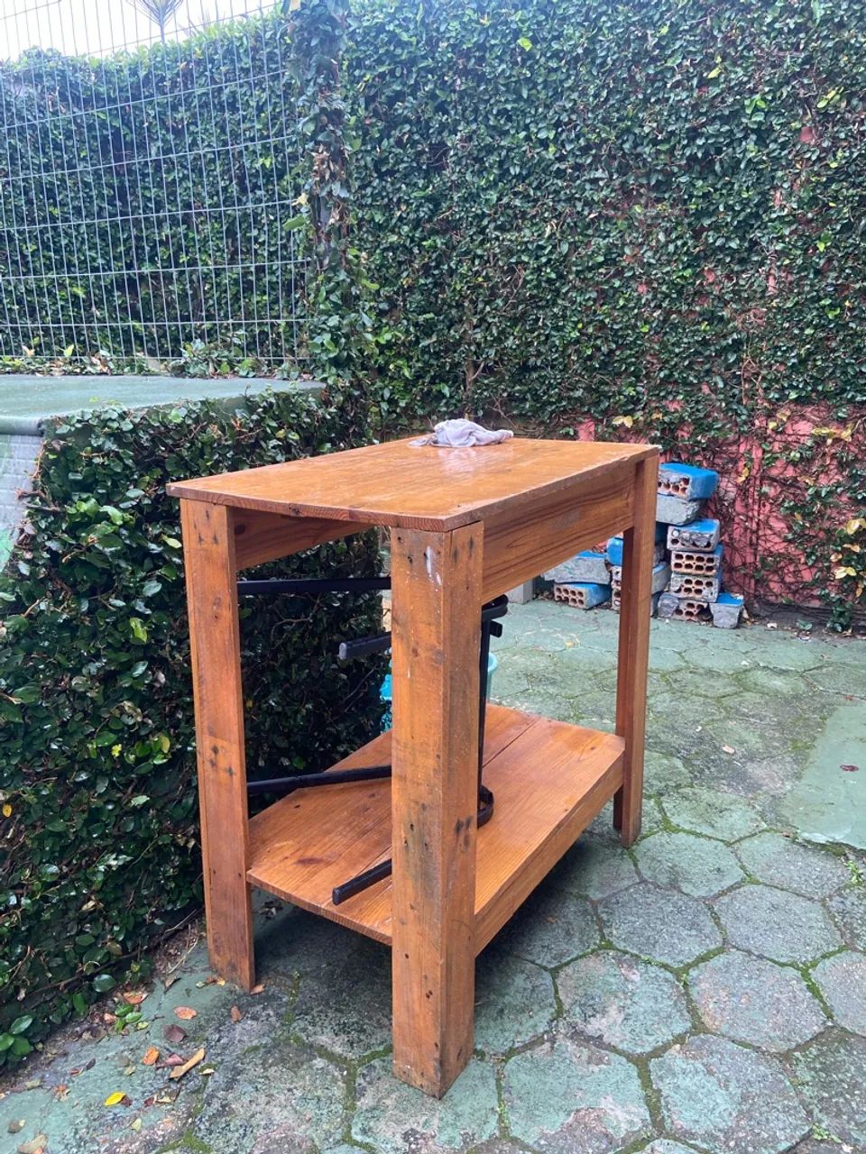 Vendo mesa de madeira  - Foto 2
