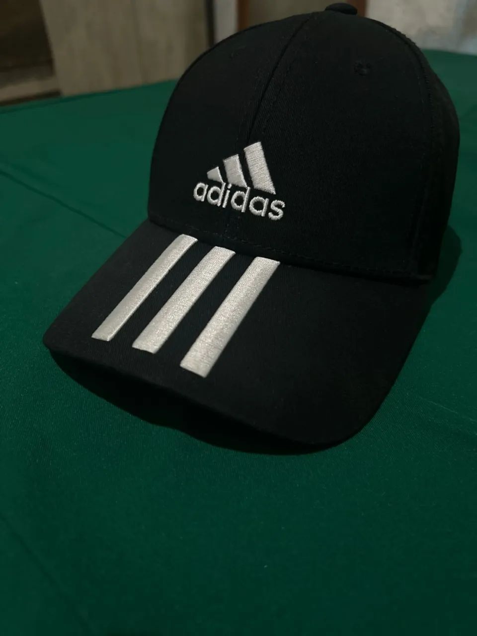 Boné adidas feminino 