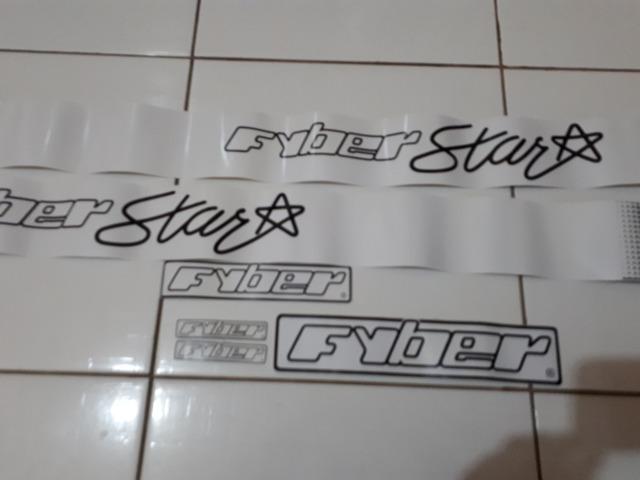 Kit Faixa Adesivos Buggy Fyber Star / Fundo Branco / Cinza ou Preto / Instalado