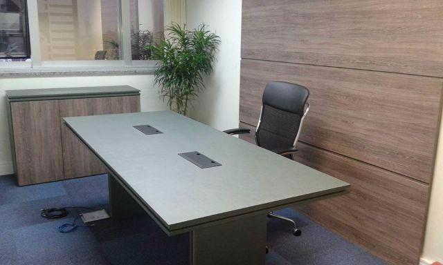 Mesa c Painel de TV embutido para empresas - Foto 6