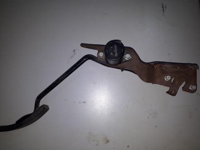 Pedal Acelerador com Sensor p/ Mitsubishi L200 quadrada a partir 1999 a 2006 / Antiga