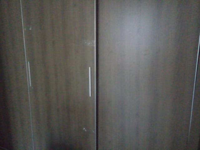 Vendo guarda roupa casal usado