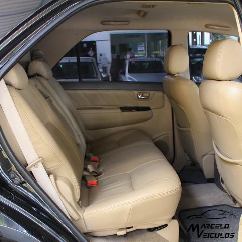 TOYOTA HILUX SW4 2012/2013 3.0 SRV 4X4 7 LUGARES 16V TURBO INTERCOOLER DIESEL 4P AUTOMÁTI - Foto 7