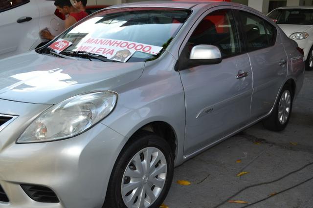 Nissan Versa 1.6 SUV 2013 - Foto 2