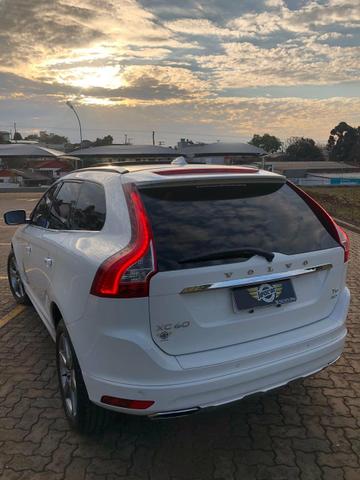 Volvo XC 60 - Foto 17